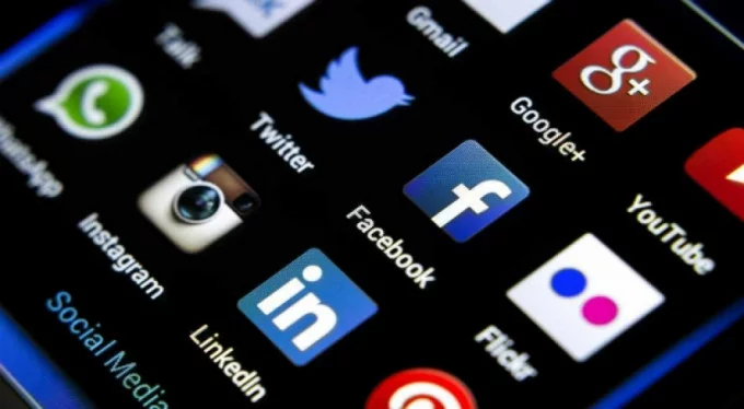 'Z' kuşağı sosyal medya bağımlısı