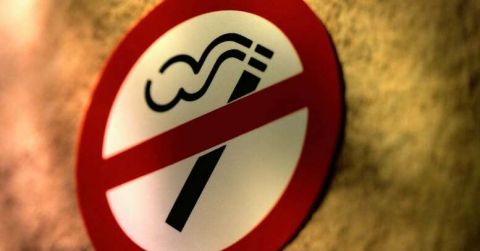 Sigarada 'düz paket'e bir adım daha yaklaşılıyor