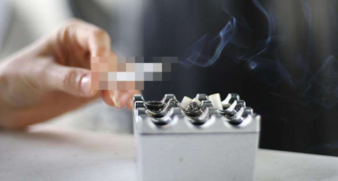 Bile bile nefeslerine ölümü çekiyorlar!