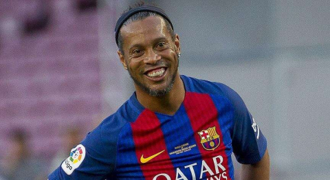 Ronaldinho'nun sadece 5 poundu kalmış!