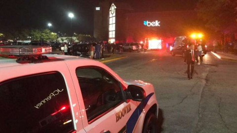 ABD'de alışveriş yapan kalabalığa silahlı saldırı