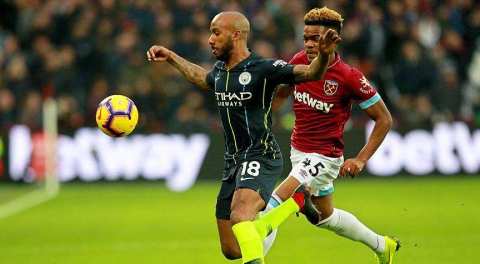 Manchester City farklı kazandı