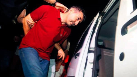 Dolapta yakalanan darbeci albayı WhatsApp mesajları ele verdi