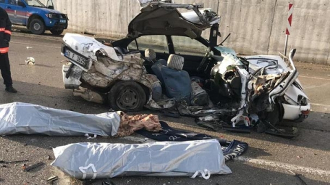 Feci kaza! Ölü ve yaralılar var