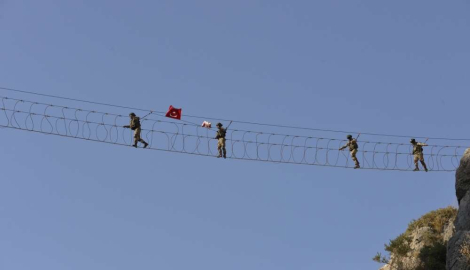 "FIRTINA" ile gözdağı 