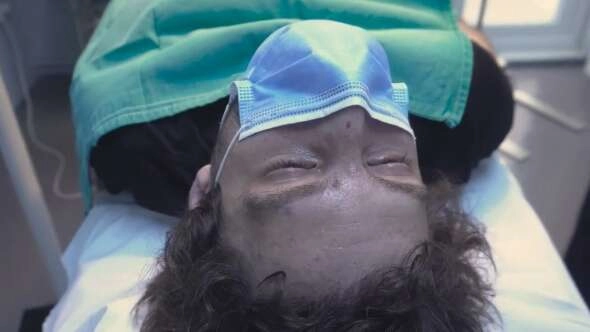 Türk Iron Man Tolga Özuygur, derisinin altına çip yerleştirdi