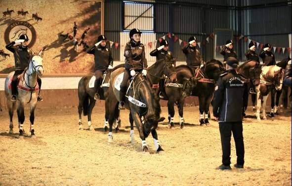 Türk Polis Teşkilatının süvarileri: 'Atlı Polisler'