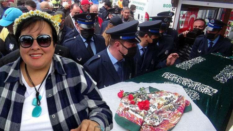 Akrep Nalan son yolculuğuna ’Halikarnas’ parçası ile uğurlandı