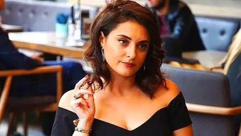 Bomba aşk iddiası!