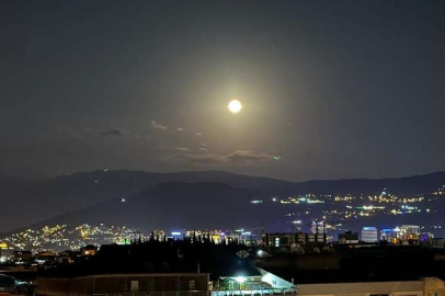 Bursa’da dolunay görenleri mest etti