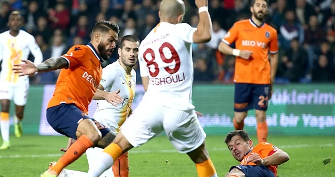 Başakşehir-Galatasaray maçının ardından tünelde kavga çıktı!