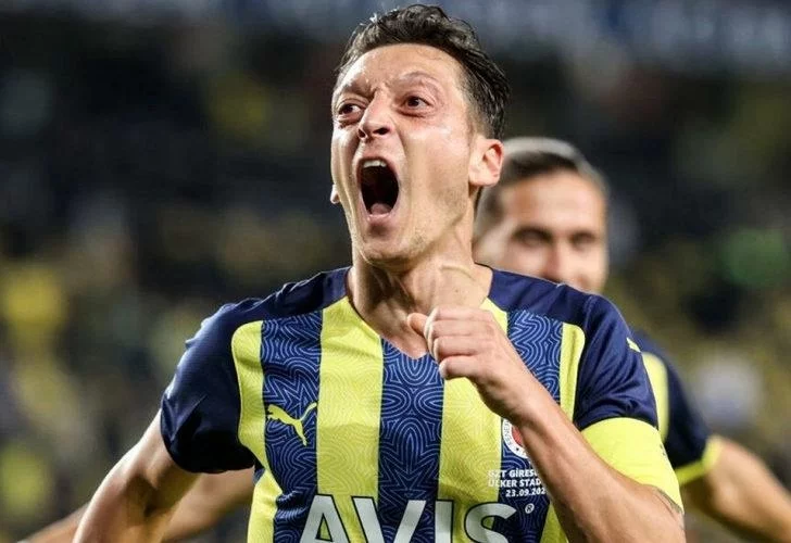 Mesut Özil'den Galatasaraylıları kızdıran sözler!