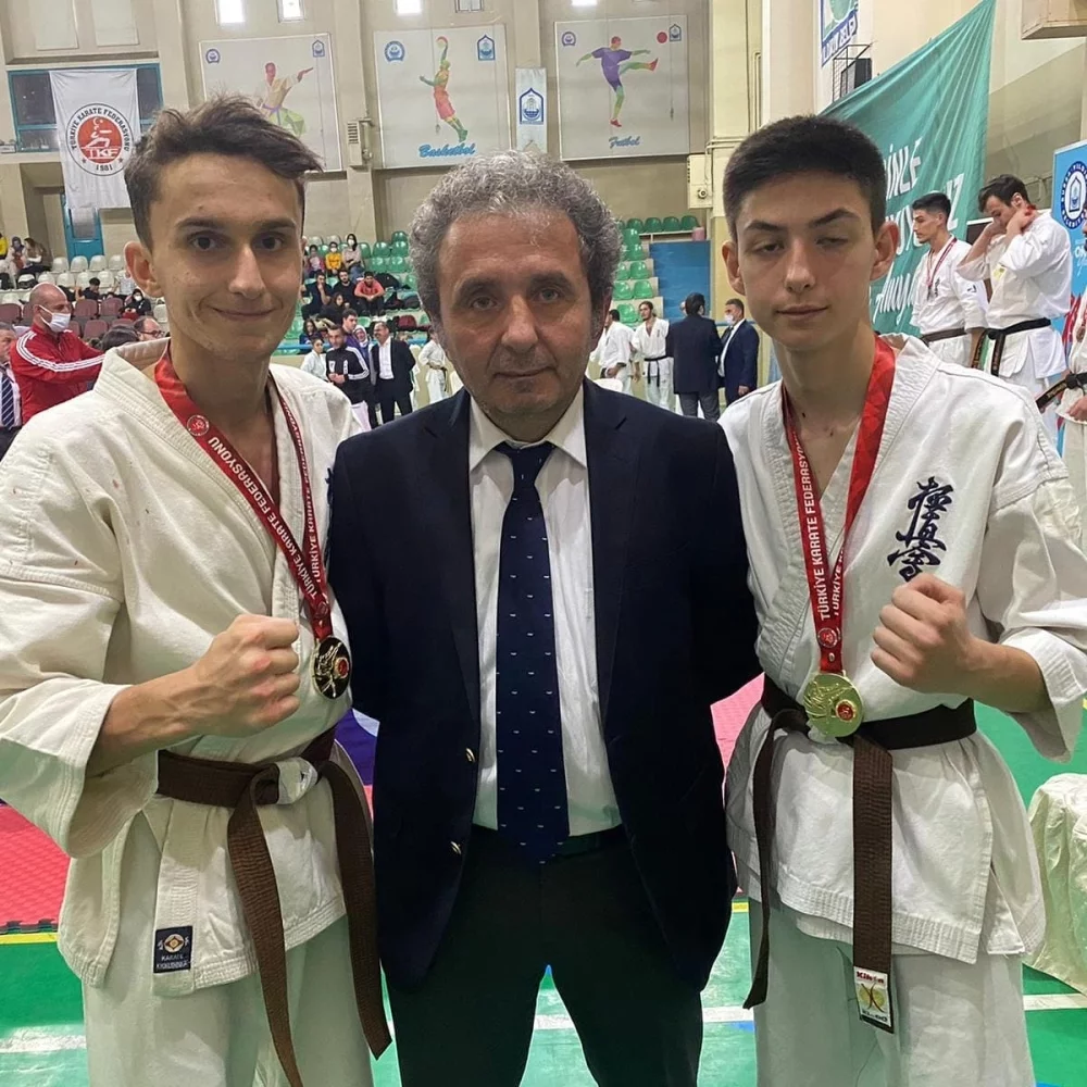 Türkiye Kyokushin Stil Karate Şampiyonası'nda Bilecik'e 2 altın madalya