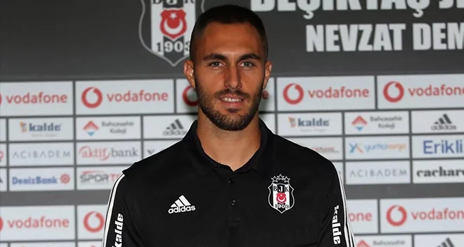 Victor Ruiz resmen Beşiktaş'ta