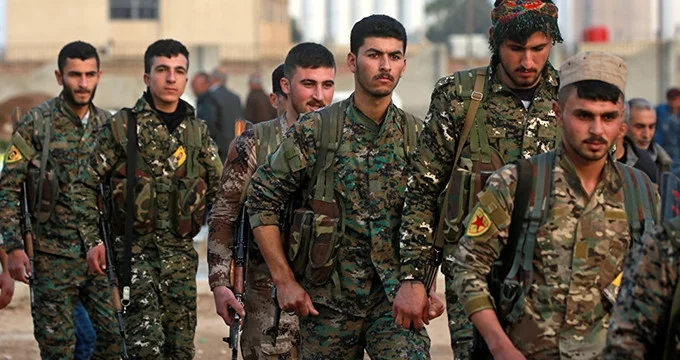 YPG, Münbiç'ten çekileceğini duyurdu!